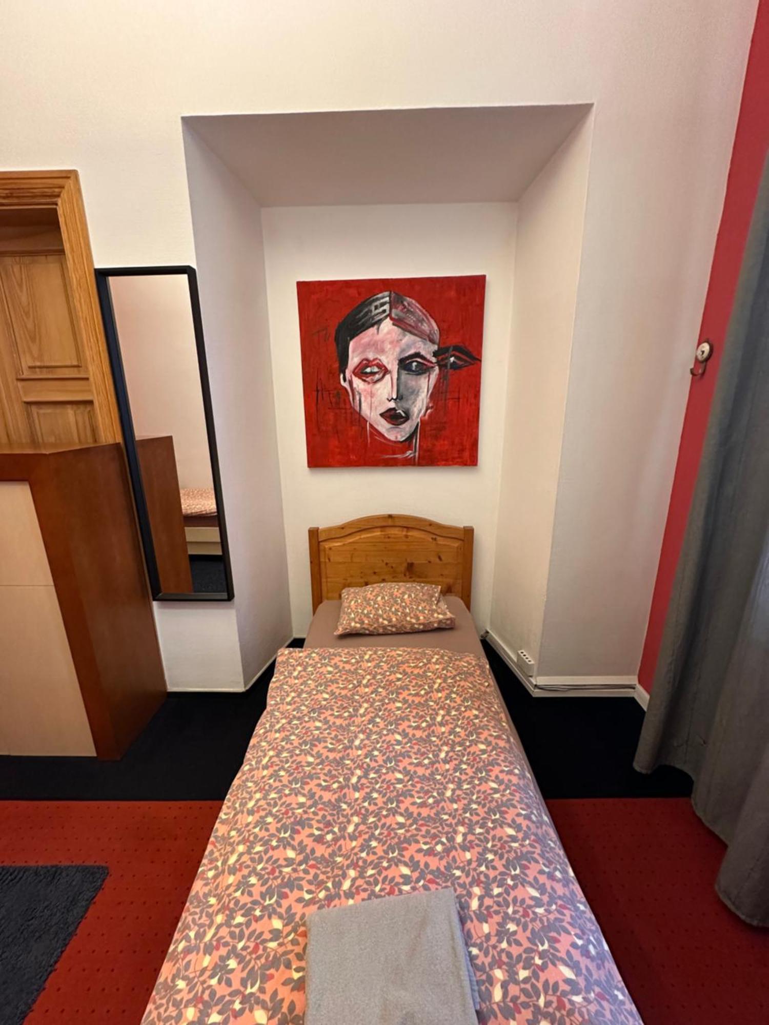 25 Hours Hostel VNO Extérieur photo